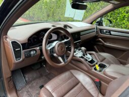 										2023 Porsche Cayenne Platinum Edition full									