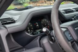 										2023 Land Rover Defender 110 V8 full									