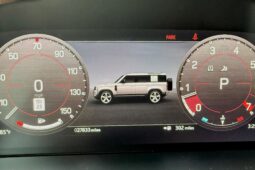 										2023 Land Rover Defender 110 V8 full									