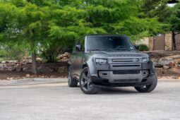 										2023 Land Rover Defender 110 V8 full									