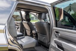 										2023 Toyota Sequoia Platinum 4×4 full									