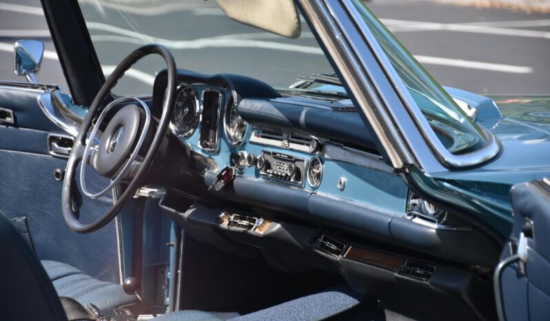 								1971 Mercedes-Benz 280SL full									