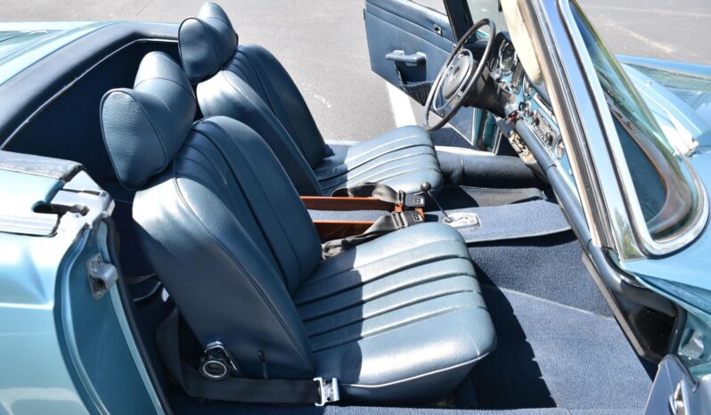 								1971 Mercedes-Benz 280SL full									