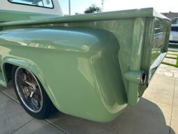 										1958 Chevrolet Apache 3100 Stepside full									