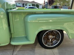 										1958 Chevrolet Apache 3100 Stepside full									
