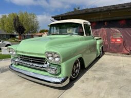 										1958 Chevrolet Apache 3100 Stepside full									