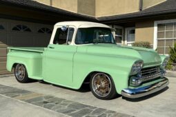 										1958 Chevrolet Apache 3100 Stepside full									