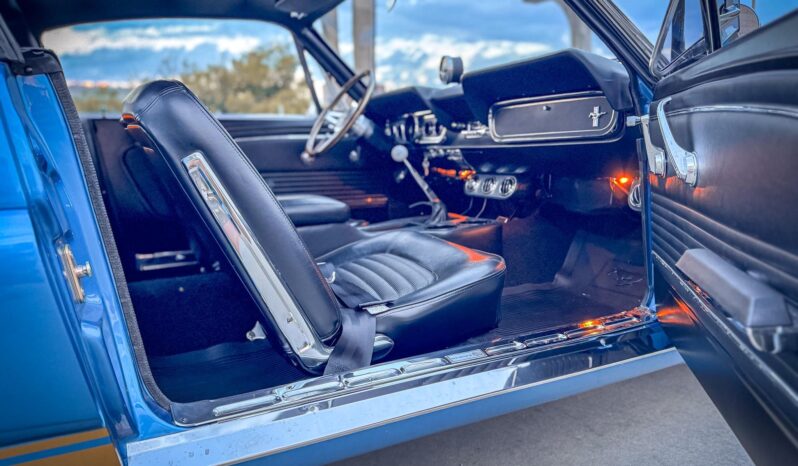 								1965 Ford Mustang Fastback full									