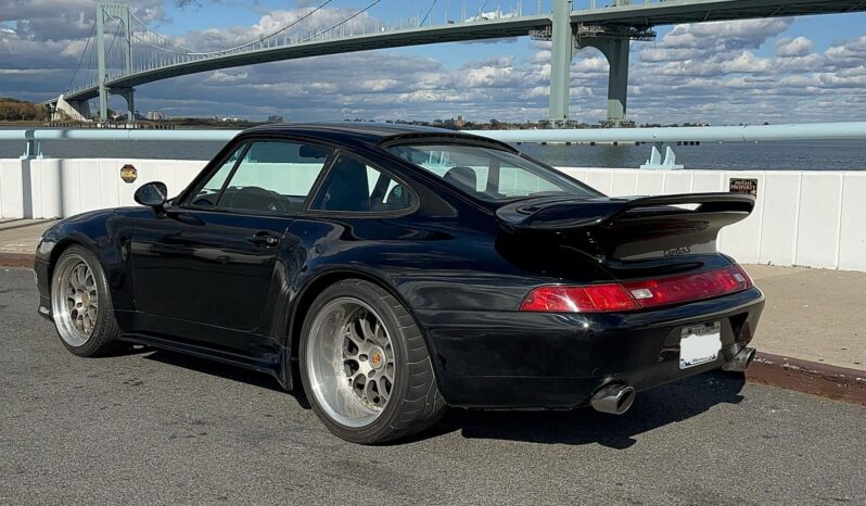 								1977 Porsche 911S Coupe full									