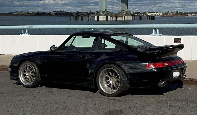 								1977 Porsche 911S Coupe full									