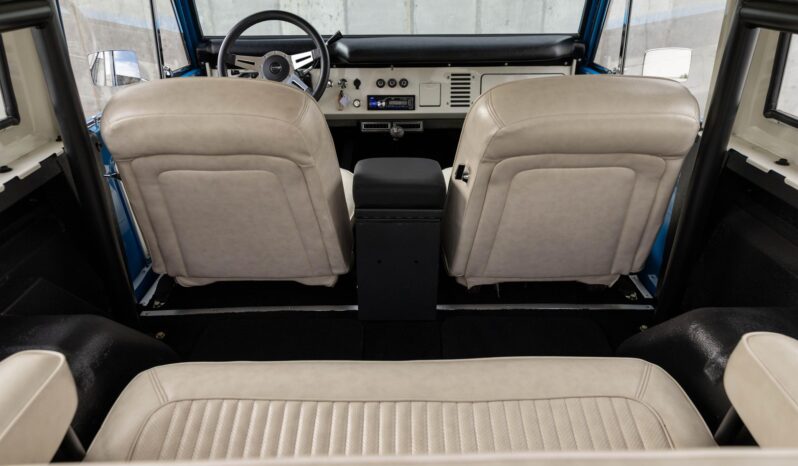 								1975 Ford Bronco full									