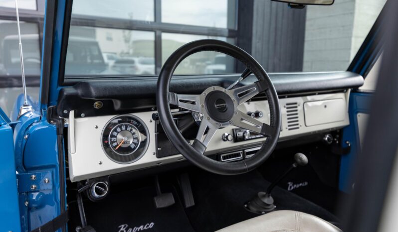 								1975 Ford Bronco full									