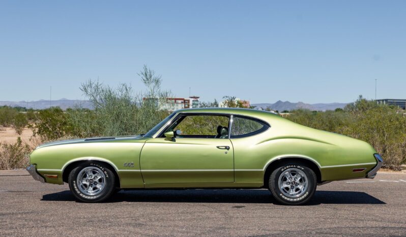 								1972 Oldsmobile 442 Coupe full									