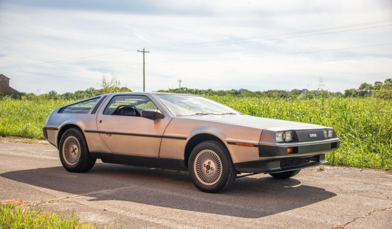 								1981 DeLorean DMC-12 full									