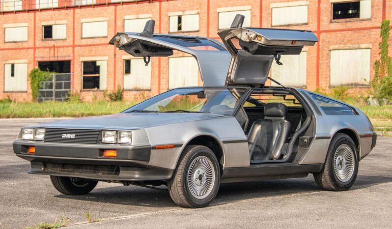 								1981 DeLorean DMC-12 full									