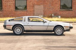 										1981 DeLorean DMC-12 full									