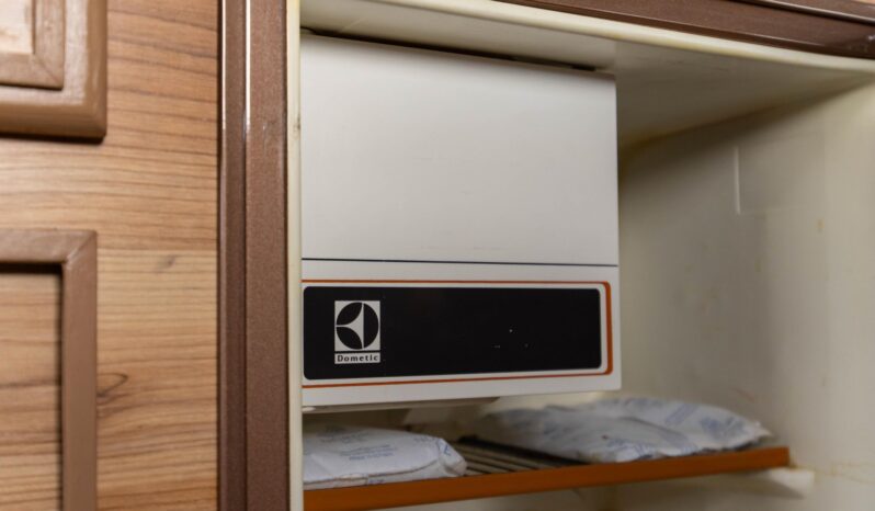 								1978 Toyota Chinook 4×4 full									