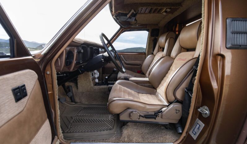 								1978 Toyota Chinook 4×4 full									