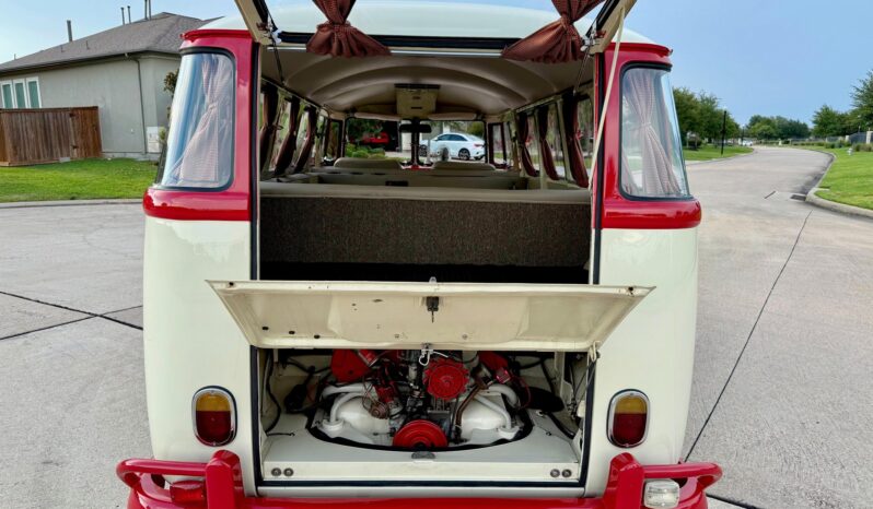 								1974 Volkswagen Type 2 Kombi 15-Window full									