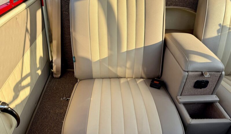 								1974 Volkswagen Type 2 Kombi 15-Window full									