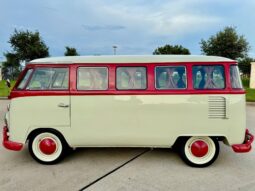 1974 Volkswagen Type 2 Kombi 15-Window
