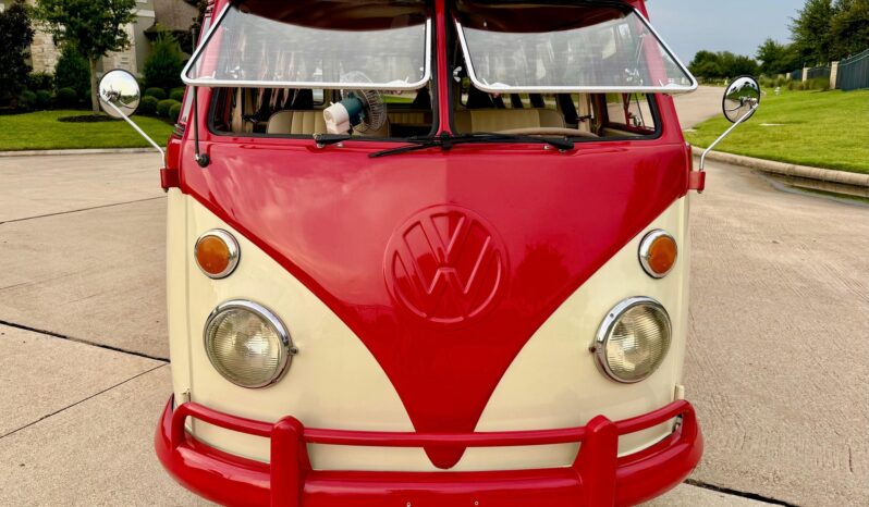 								1974 Volkswagen Type 2 Kombi 15-Window full									