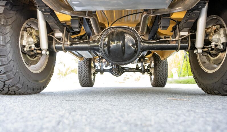 								1975 Ford Bronco 4WD full									