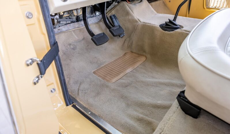 								1975 Ford Bronco 4WD full									