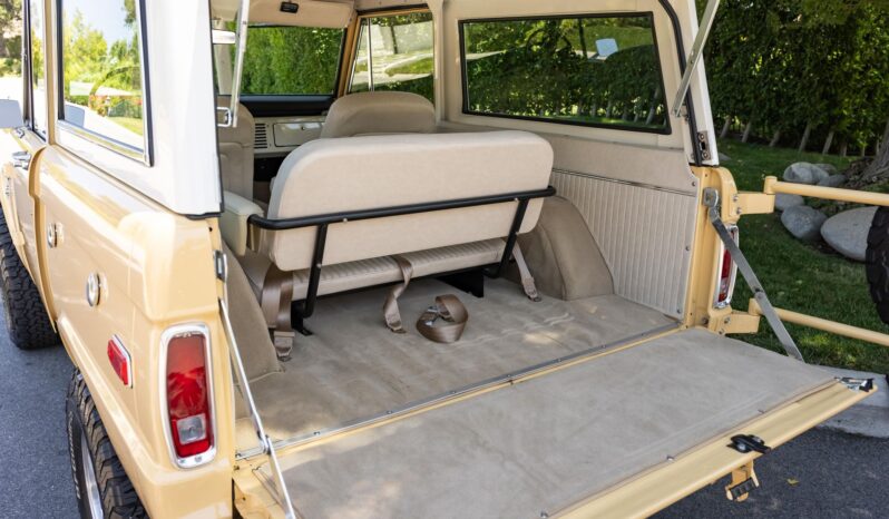 								1975 Ford Bronco 4WD full									