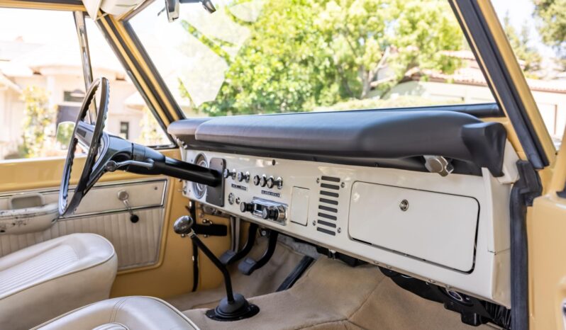 								1975 Ford Bronco 4WD full									