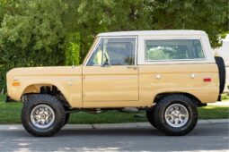 1975 Ford Bronco 4WD