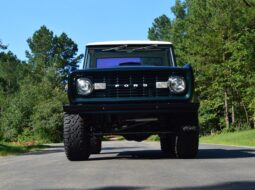 										1972 Ford Bronco Half-Cab Pickup full									