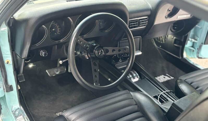 								1969 Ford Mustang Mach 1 full									