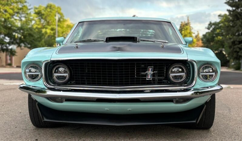 								1969 Ford Mustang Mach 1 full									