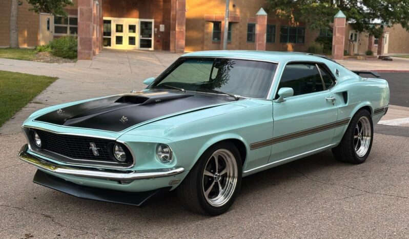 								1969 Ford Mustang Mach 1 full									