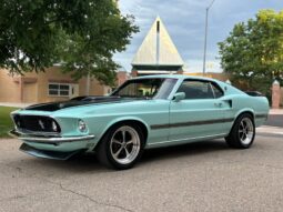 										1969 Ford Mustang Mach 1 full									