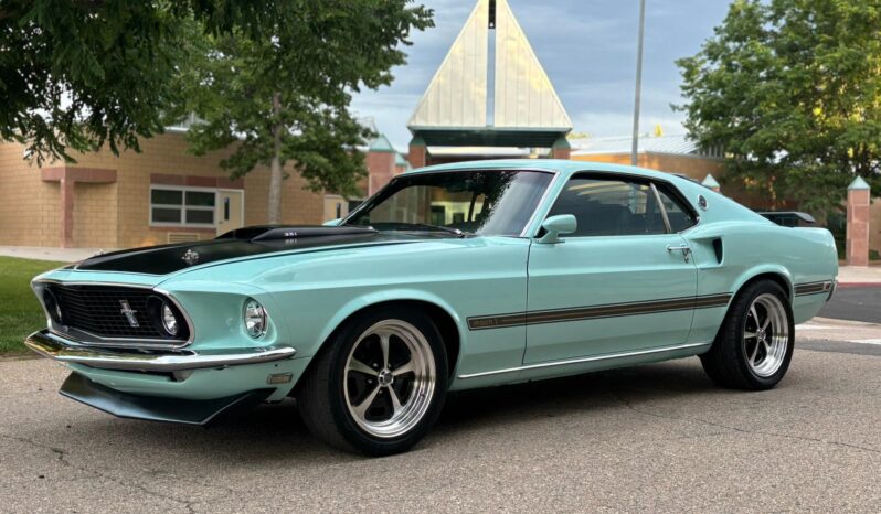 								1969 Ford Mustang Mach 1 full									