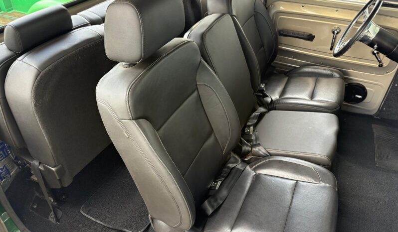 								1965 Chevrolet C10 full									