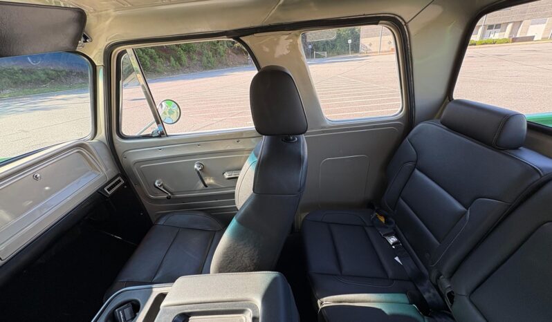 								1965 Chevrolet C10 full									