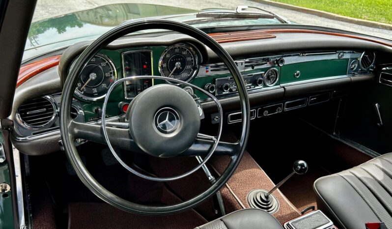 								1969 Mercedes-Benz 280SL full									
