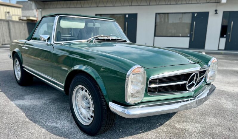 								1969 Mercedes-Benz 280SL full									