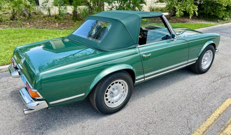 								1969 Mercedes-Benz 280SL full									