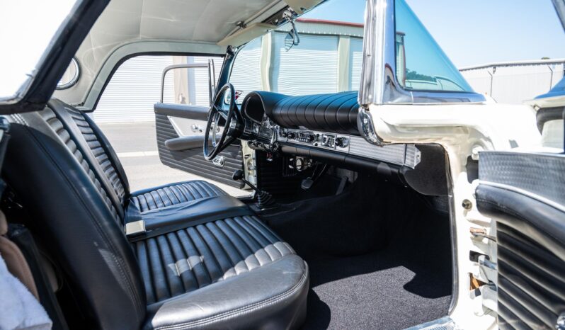 								1957 Ford Thunderbird full									