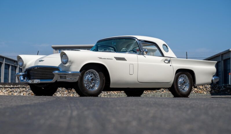 								1957 Ford Thunderbird full									