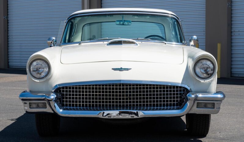								1957 Ford Thunderbird full									