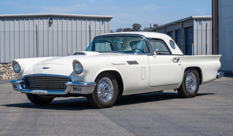 								1957 Ford Thunderbird full									