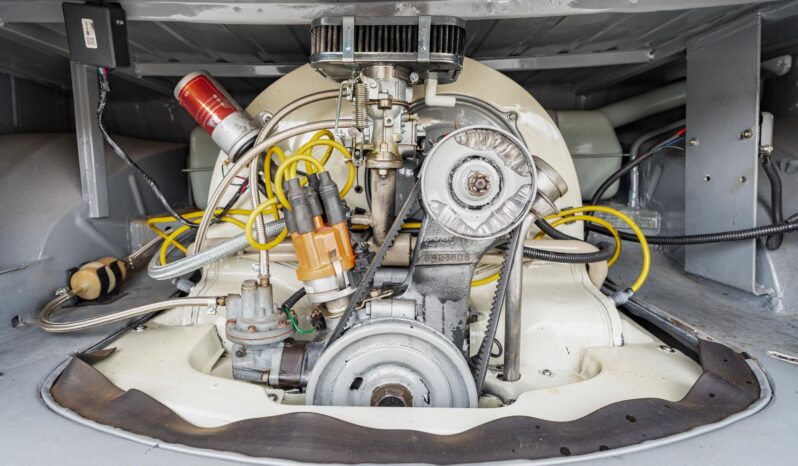 								1960 Volkswagen Type 2 11-Window Bus full									