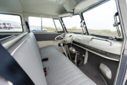 										1960 Volkswagen Type 2 11-Window Bus full									