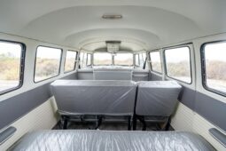 										1960 Volkswagen Type 2 11-Window Bus full									