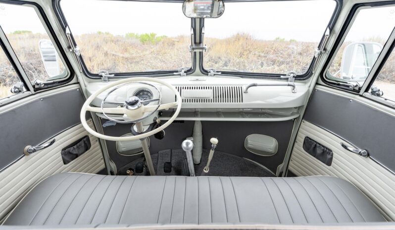 								1960 Volkswagen Type 2 11-Window Bus full									